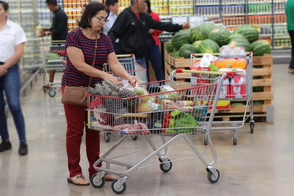 Frutas da estação ajudam a economizar e garantem mais nutrientes no verão