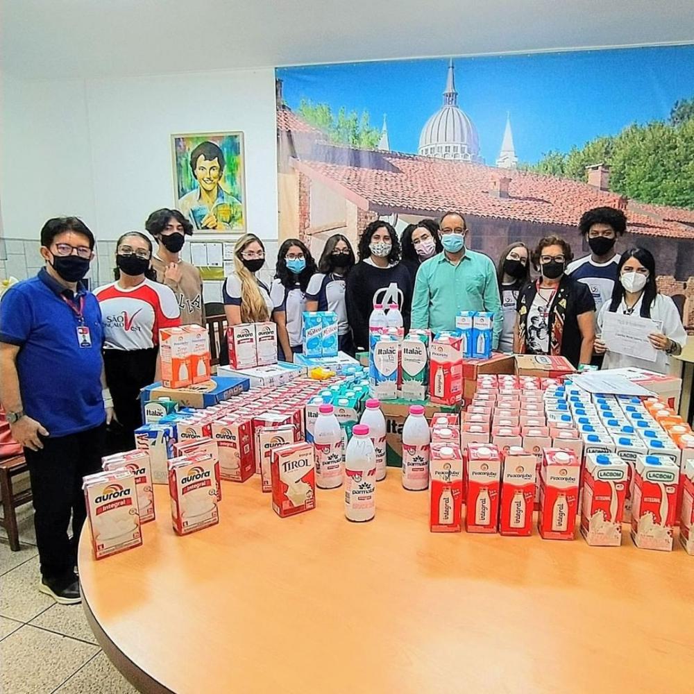 Colégio promove gincana solidária e arrecada doações para o HcanMT
