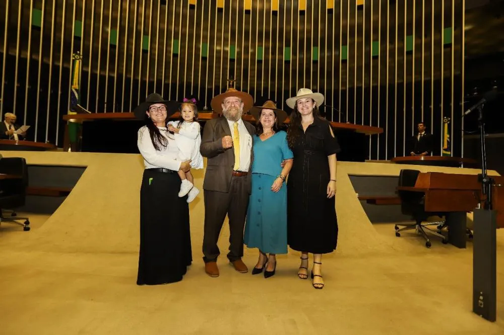 No Dia da Mulher, deputado Nelson Barbudo destaca projetos apresentados em defesa das mulheres