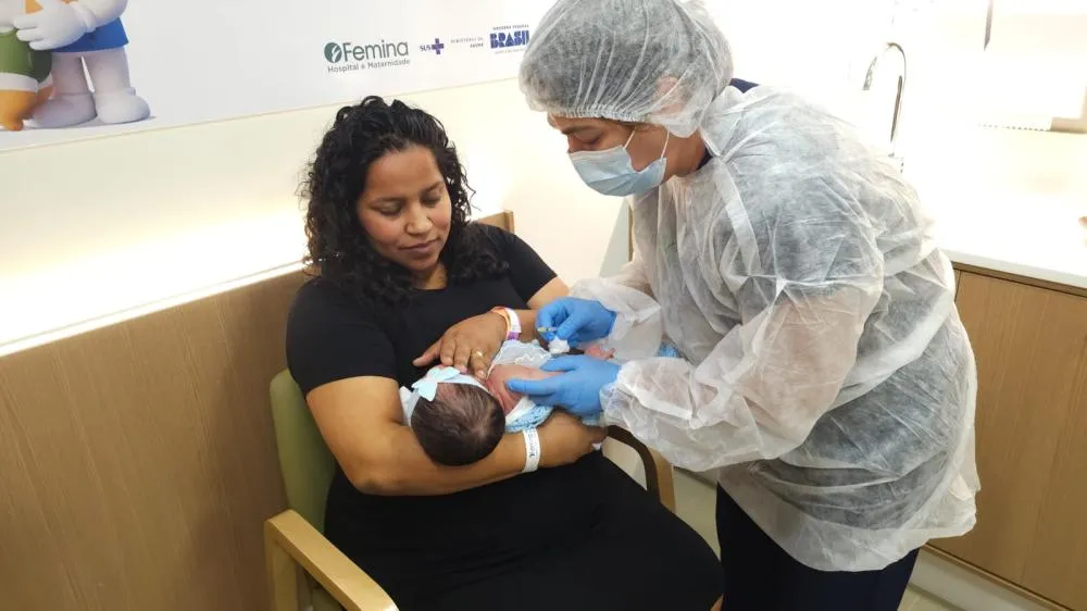 Hospital inaugura sala de vacina e amplia proteção a recém-nascidos em Cuiabá