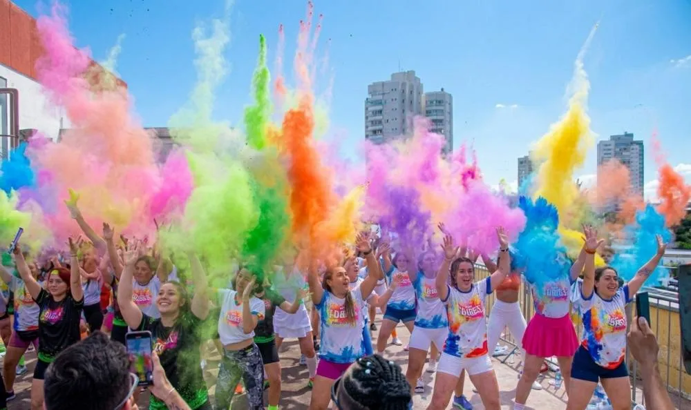 Final de semana tem FitDance Colors, Aladdin e meia entrada em cinema de Cuiabá