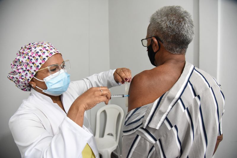 Por falta de água no bairro, vacinação é suspensa na UBS Pedra 90 V e VI