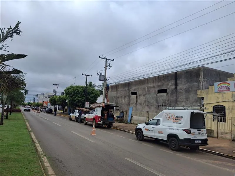 Operação retira quase 300 quilos de cabos irregulares das ruas de Sorriso