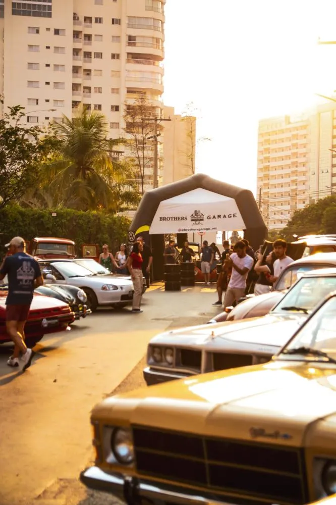 2° Encontro de Carros Clássicos reúne modelos históricos, música e atrações no Goiabeiras Shopping 
