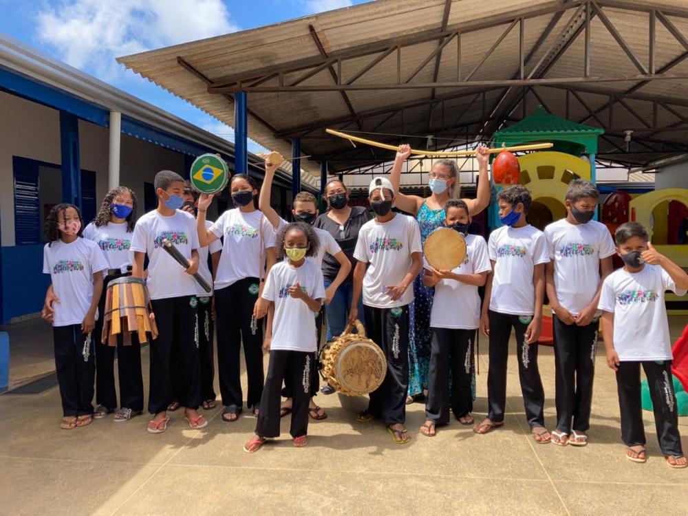 Alunos de creche participam de evento alusivo ao mês da Consciência Negra