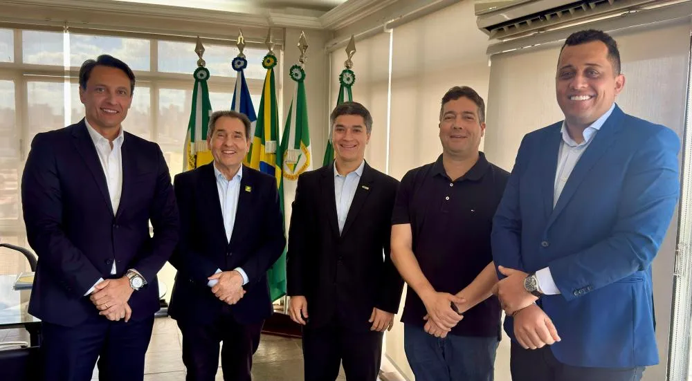 Conselho dos Jovens Empresários da ACCuiabá recebe presidente da Conaje durante mobilização do Feirão do Imposto