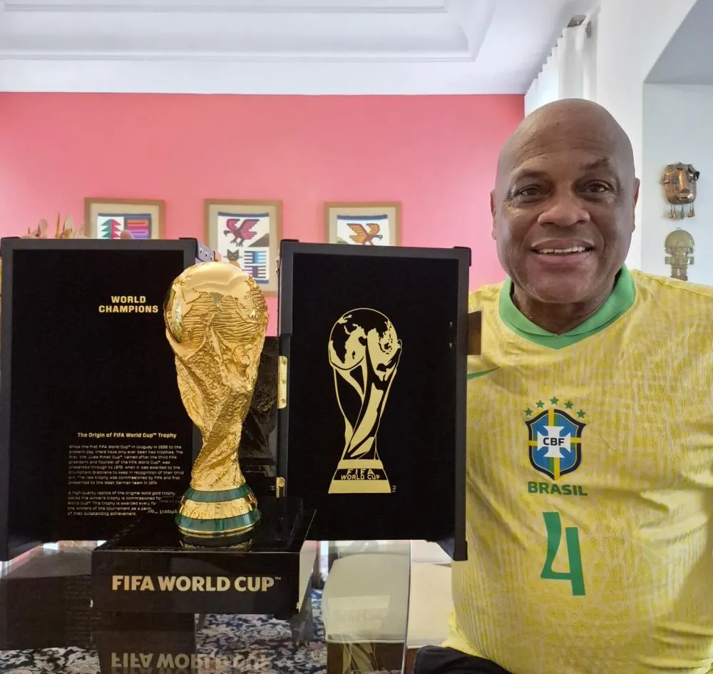 Ronaldão, campeão da Copa de 1994, participa de ação especial no Fort Atacadista FEB neste sábado (30)