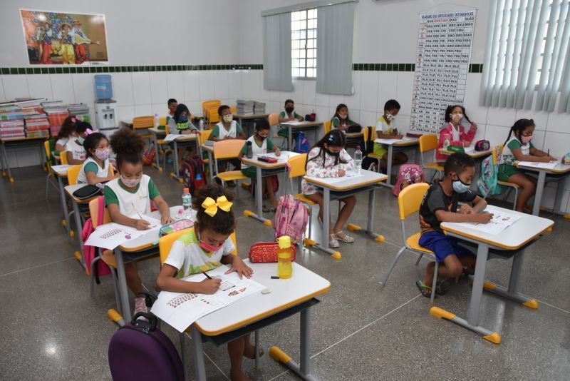 Estudantes do Ensino Fundamental e Educação de Jovens e Adultos participaram da 'Prova Cuiabá'