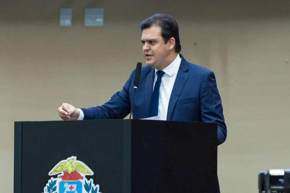Deputado Thiago Silva cobra urgência em operação tapa-buracos na MT-423 na região norte