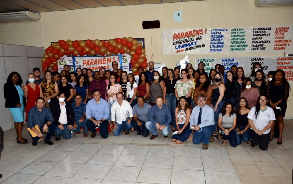 Deputado Thiago Silva viabiliza recursos e ajuda a abrir curso da Unemat em Paranatinga