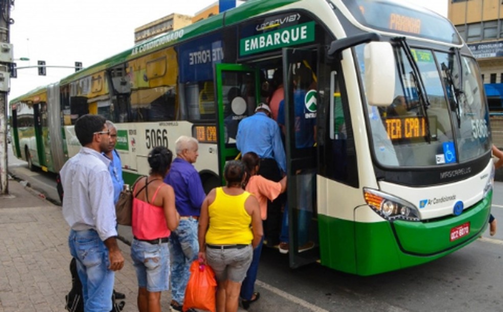 Tribunal mantém decisão que condena associação de transporte por deixar vendedores de recarga de cartão expostos ao sol e sem banheiro