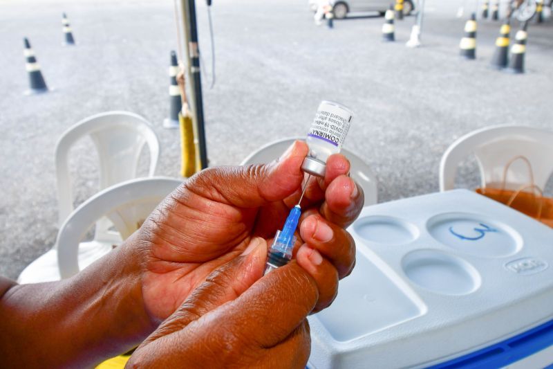 Ministério da Saúde recomenda aplicação da quarta dose da vacina contra o coronavírus para pessoas imunossuprimidas acima de 12 anos