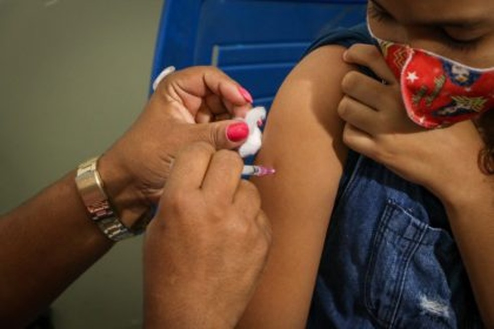 Taxa de vacinação contra a Covid-19 de crianças é de 15% em MT