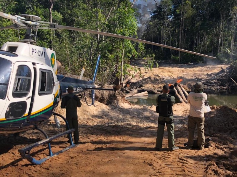 Sema realiza operação de combate ao desmatamento ilegal e aplica R$ 3,7 milhões em multas