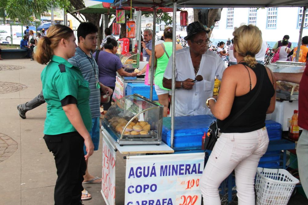 Prefeitura inicia operação de combate a ambulantes no centro a pedido da CDL Cuiabá
