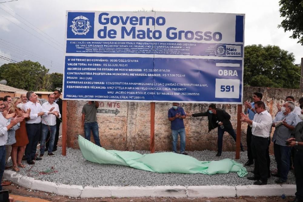 Governador acompanha início das obras de recuperação asfáltica em Várzea Grande
